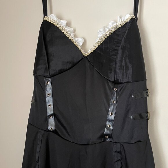 Saloon Girl / Western Showgirl Costume - Picture 3 of 10